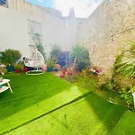 Havre De Paix Avec Jardin Et Clim En Centre Ville De Sete